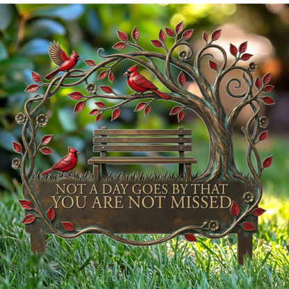 Memorial Stake Cardinal Remembrance Gift - Personalized Garden Stake