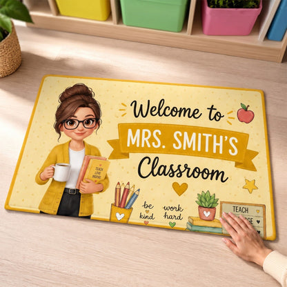 Pennant Vintage Welcome To Teacher Classroom - Personalized Doormat