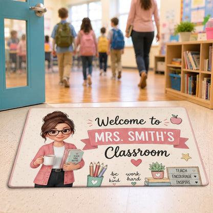 Pennant Vintage Welcome To Teacher Classroom - Personalized Doormat