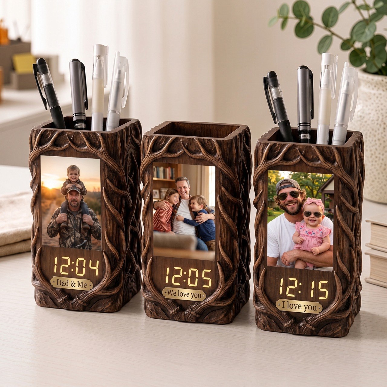 Hunting Dad & Me - Personalized Pen Holder with Clock and Photo
